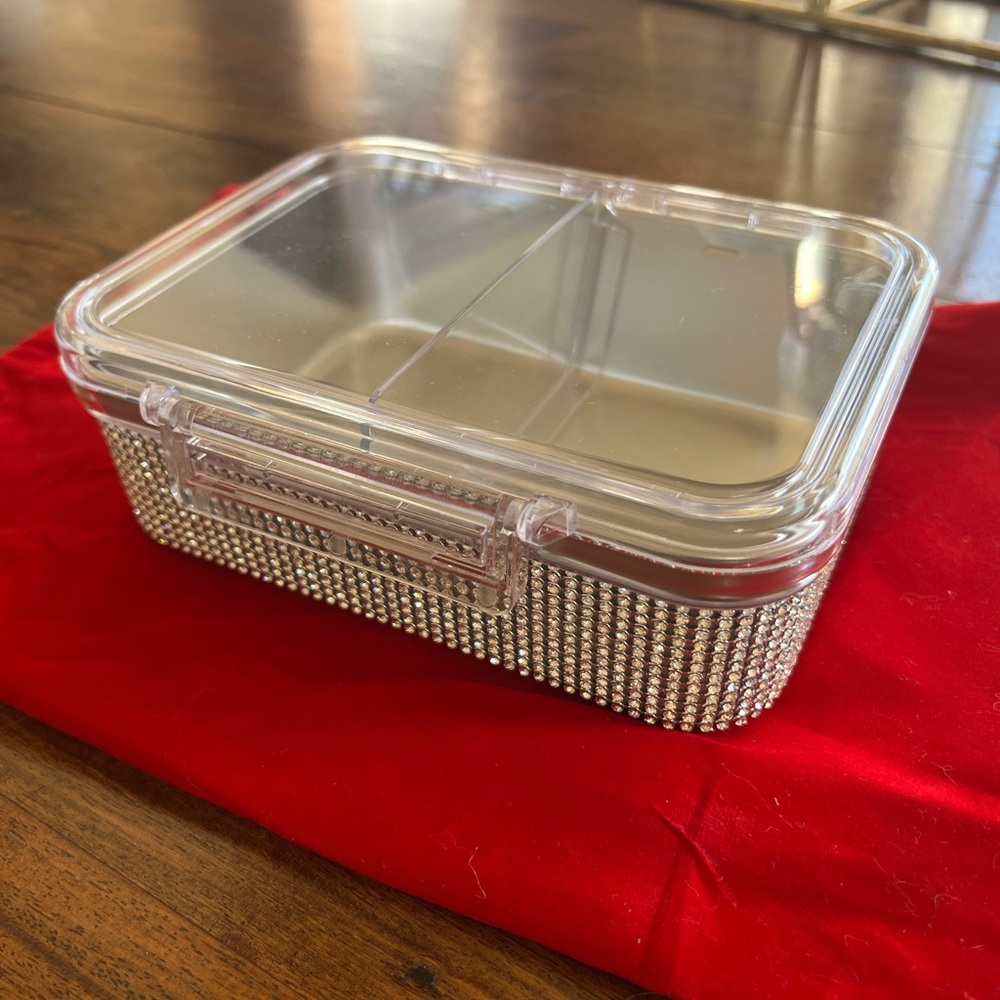 Rhinestone Embellished Tomo Meal Prep
